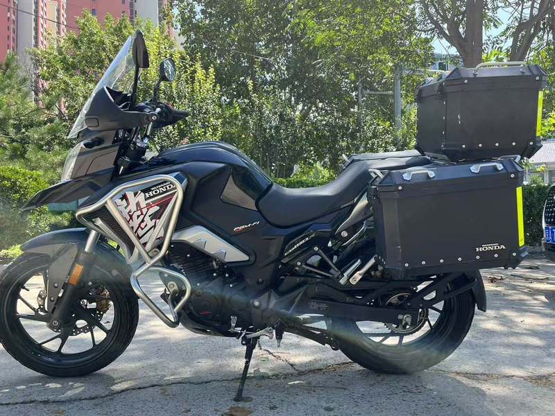 二手五羊本田猛鸷 CB190X