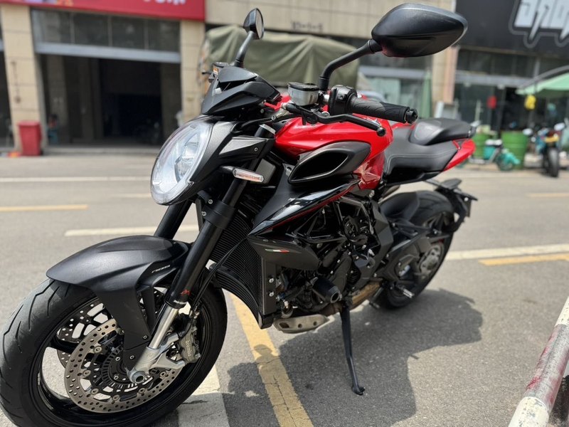 二手奥古斯塔Brutale 800
