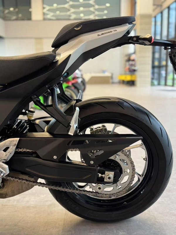 二手QJMOTOR赛550S