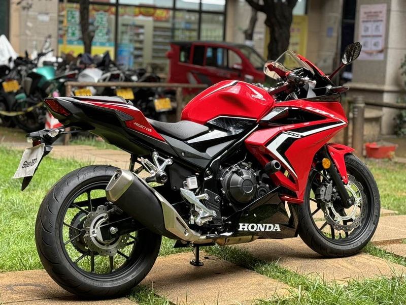 二手本田CBR400R