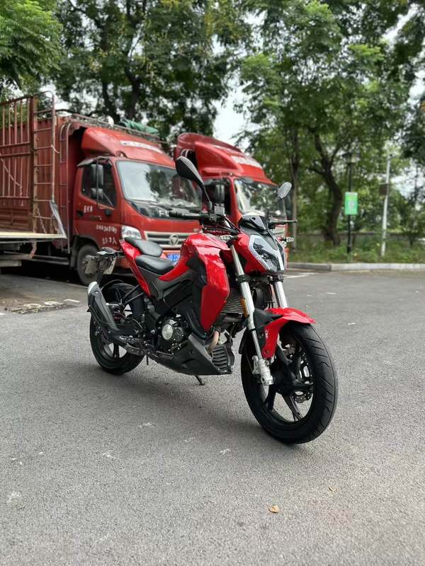 二手贝纳利小迅龙 BN150S