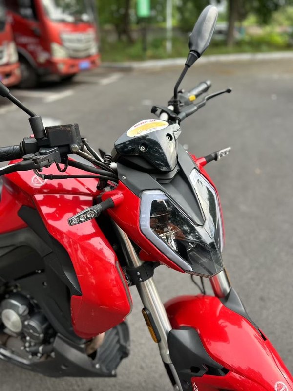 二手贝纳利小迅龙 BN150S