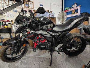 二手济南铃木极客飒 Gixxer 155 NK