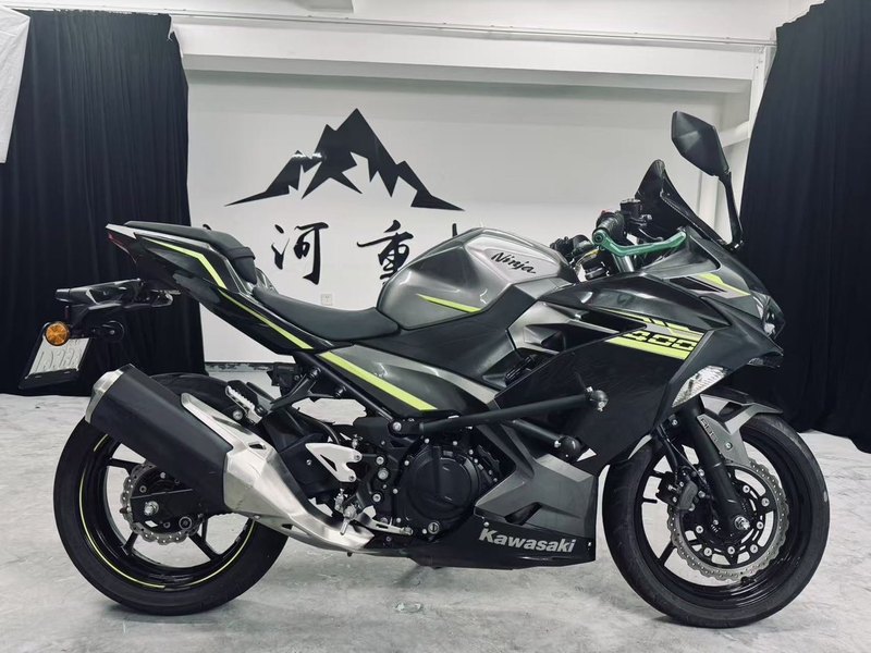二手川崎Ninja 400
