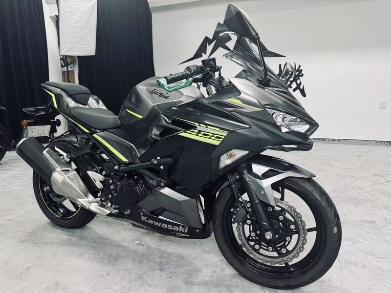 二手川崎Ninja 400