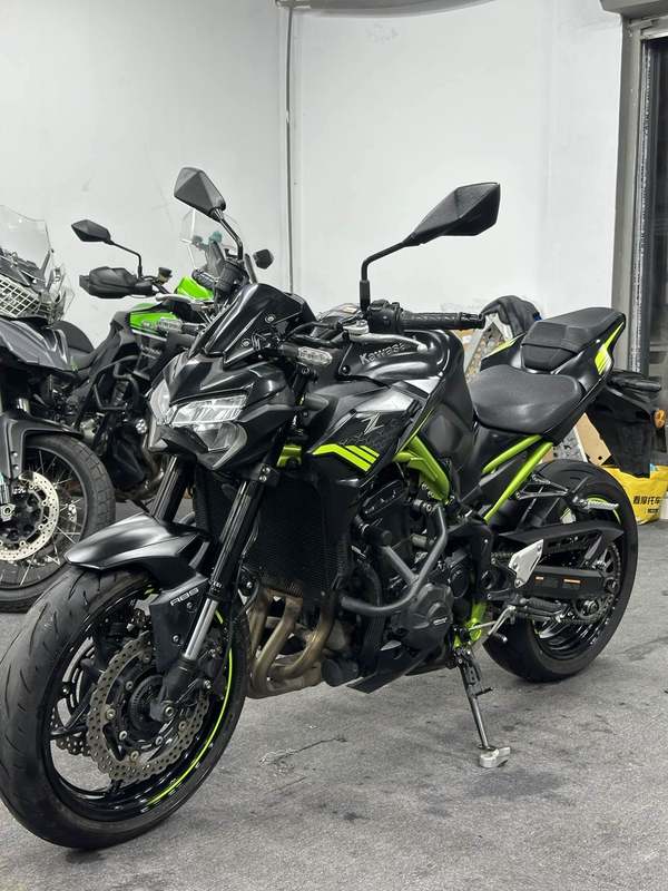二手川崎Z900