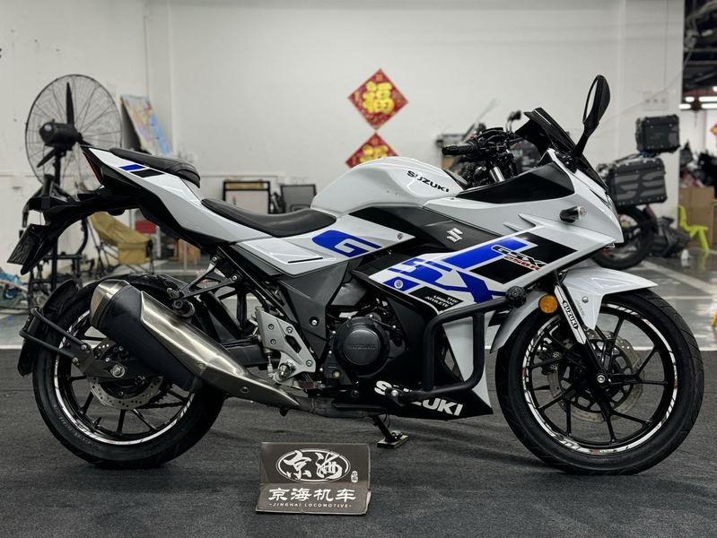 二手豪爵铃木GSX250R