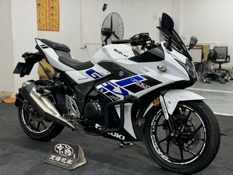 二手豪爵铃木GSX250R