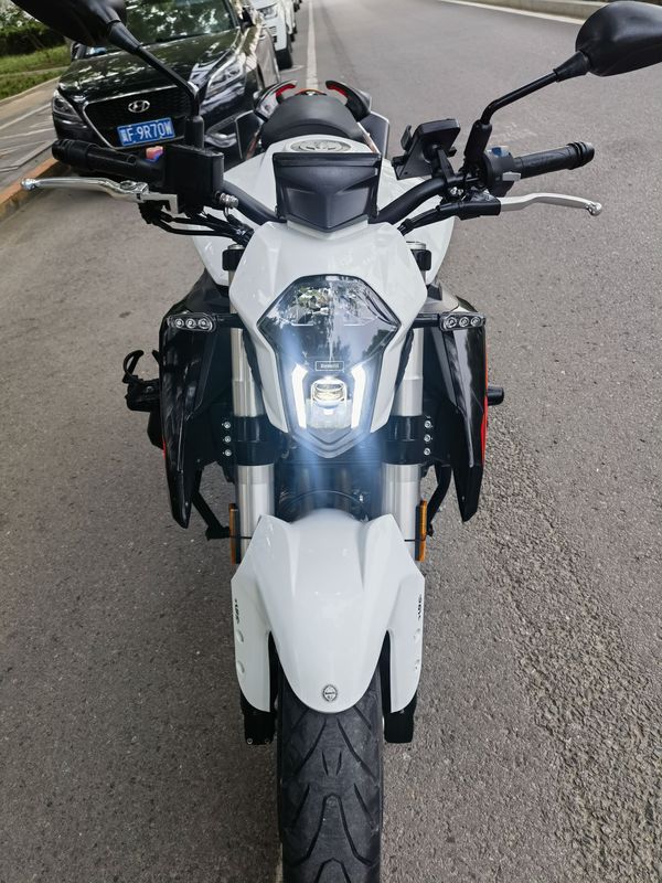 二手贝纳利TNT600i
