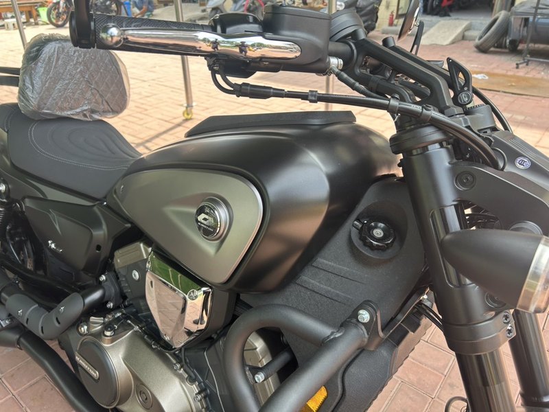 二手QJMOTOR闪600