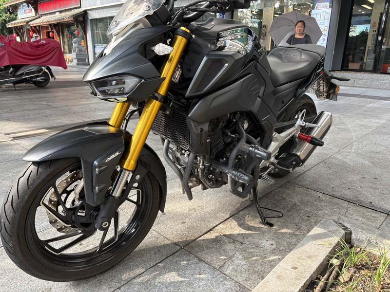 二手豪爵XCR300
