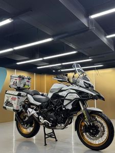 二手贝纳利金鹏 TRK502