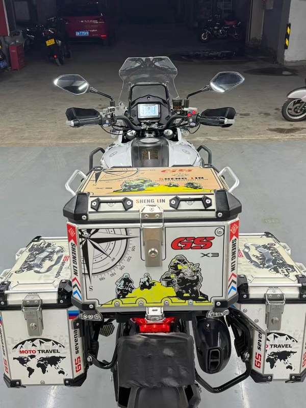 二手贝纳利金鹏 TRK502