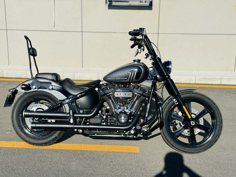 二手哈雷戴维森街霸 Street Bob