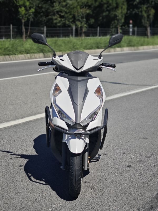 二手五羊本田NX125