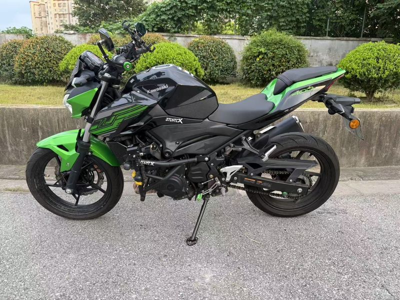 二手川崎Z400
