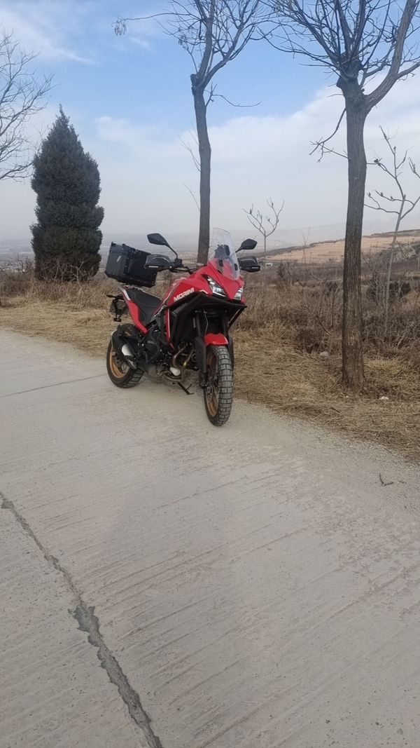 二手摩托莫里尼X-Cape 650