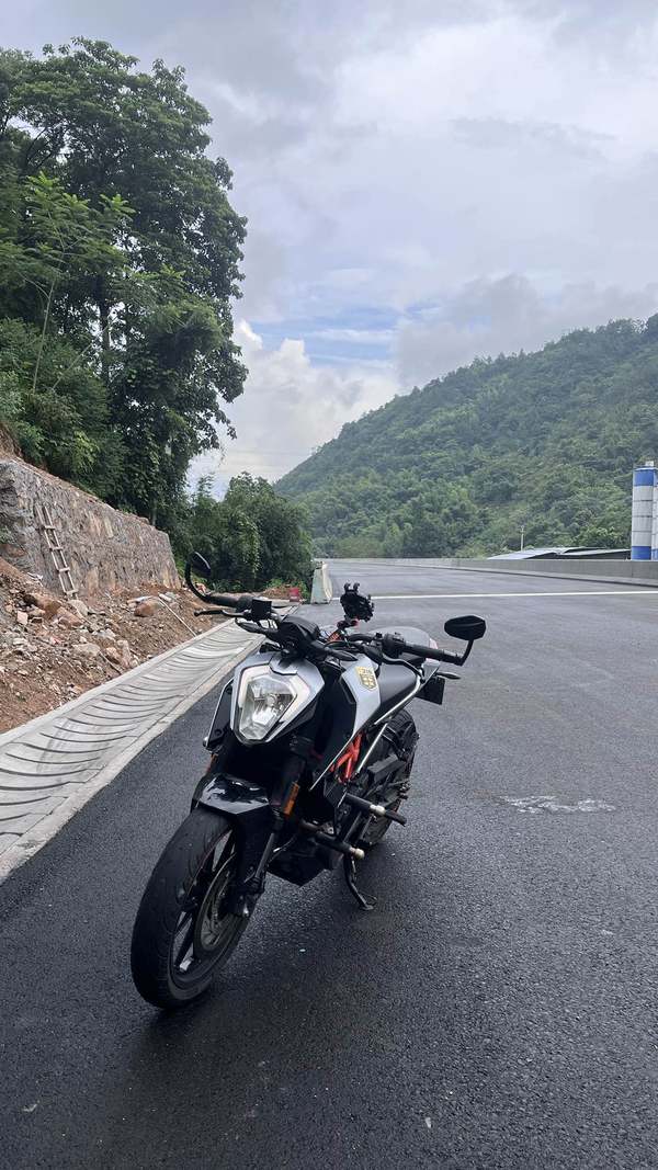 二手KTMR2R250 Duke