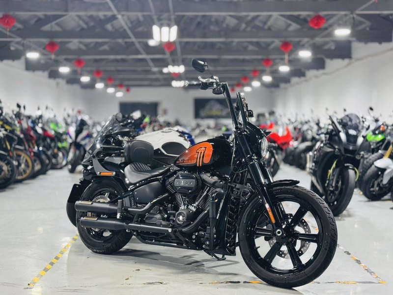 二手哈雷戴维森街霸 Street Bob