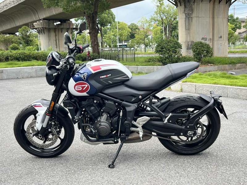 二手凯旋Trident 660