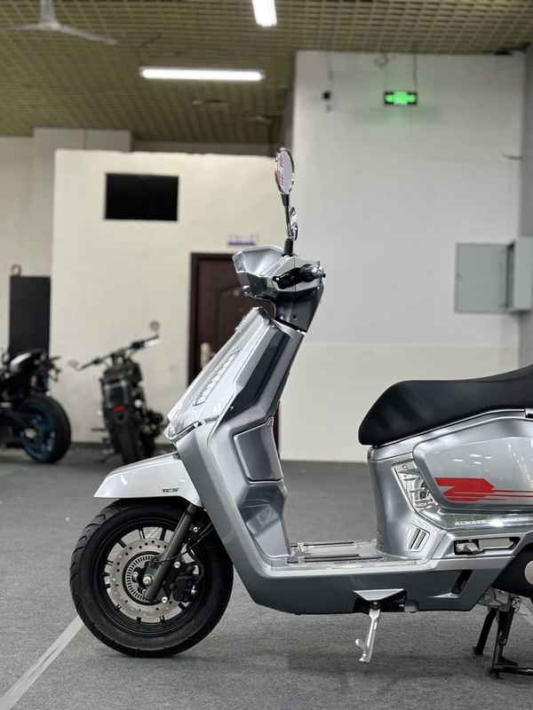 二手QJMOTOR阳光迪诺