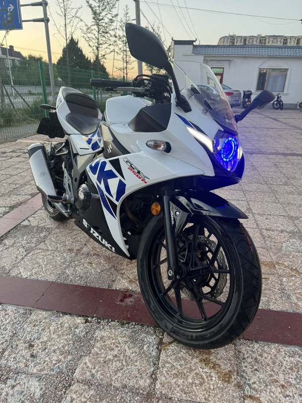 二手豪爵铃木GSX250R
