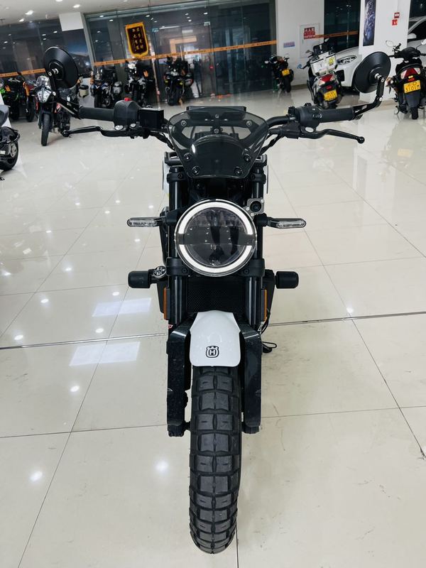 二手HUSQVARNA黑箭 401