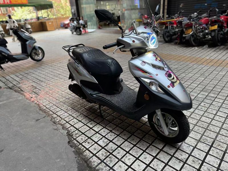 二手豪爵VF125