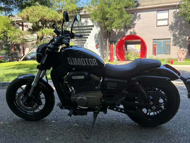 二手QJMOTOR闪300