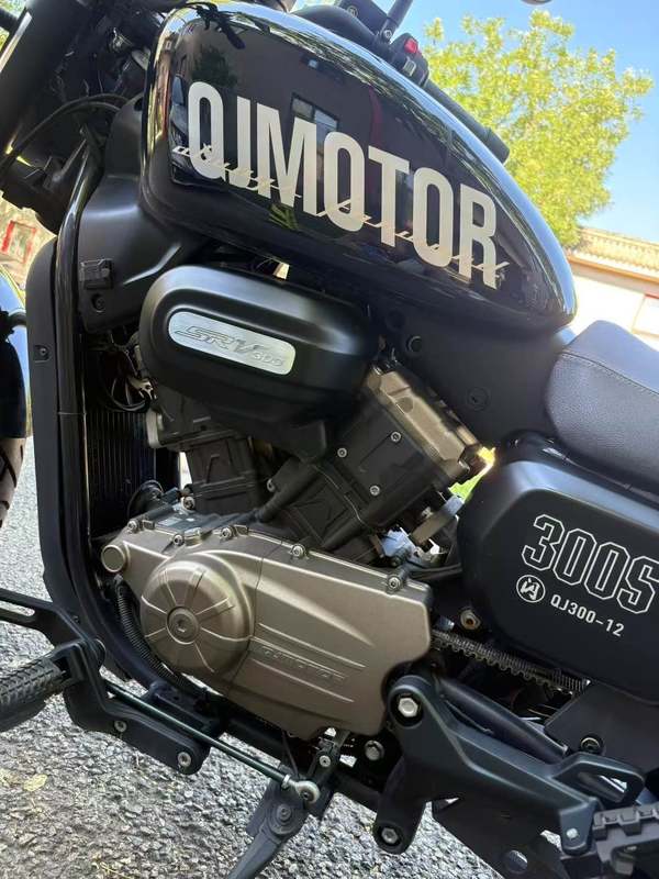 二手QJMOTOR闪300