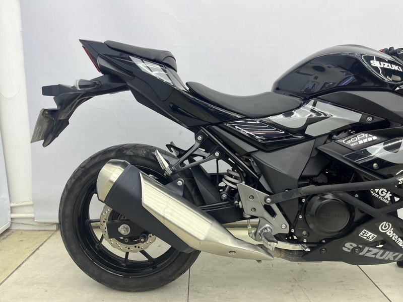 二手豪爵铃木GSX250R