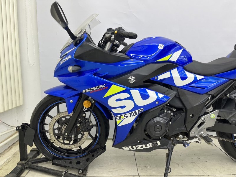 二手豪爵铃木GSX250R
