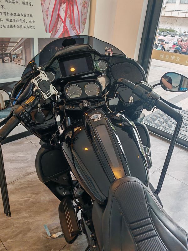二手哈雷戴维森公路滑翔 Road Glide