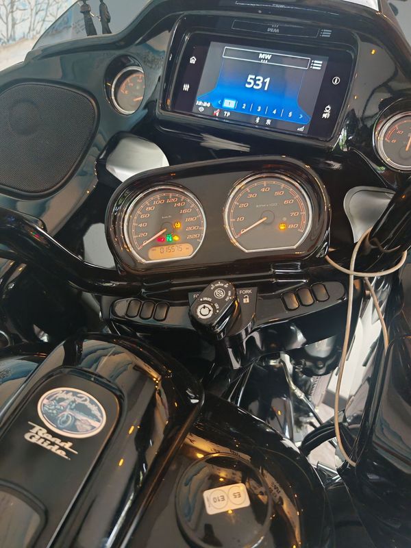 二手哈雷戴维森公路滑翔 Road Glide