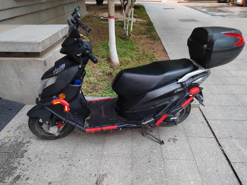 二手济南铃木优驿 UE125T