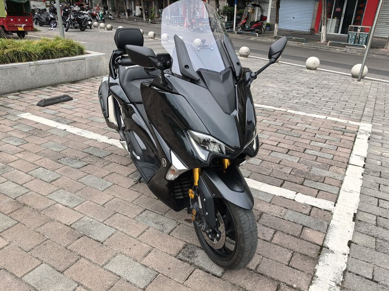 二手雅马哈TMAX