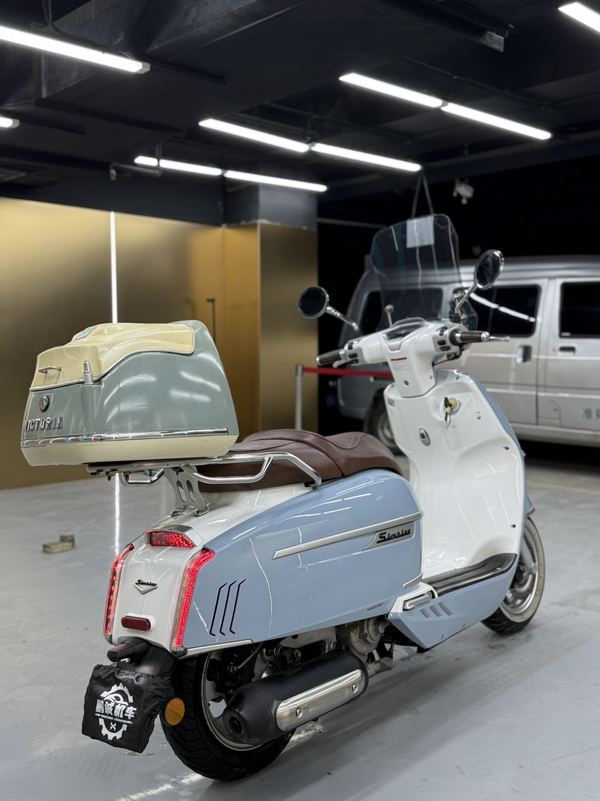 二手维多利亚Sixties 300i