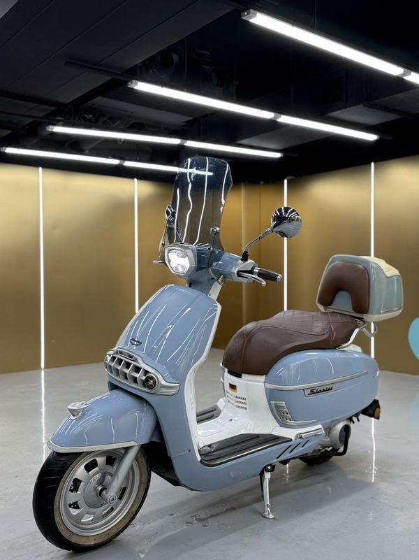 二手维多利亚Sixties 300i