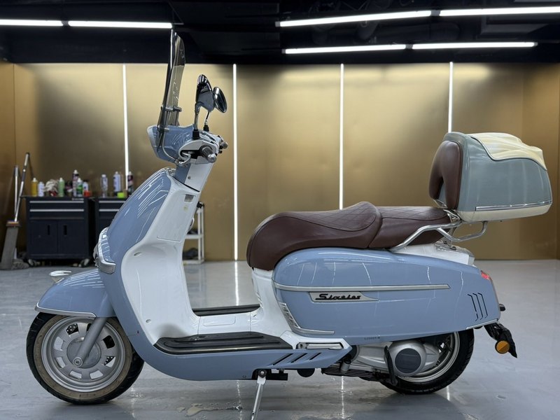 二手维多利亚Sixties 300i