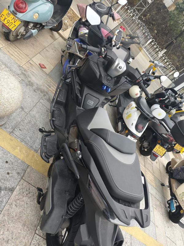 二手无极SR250GT