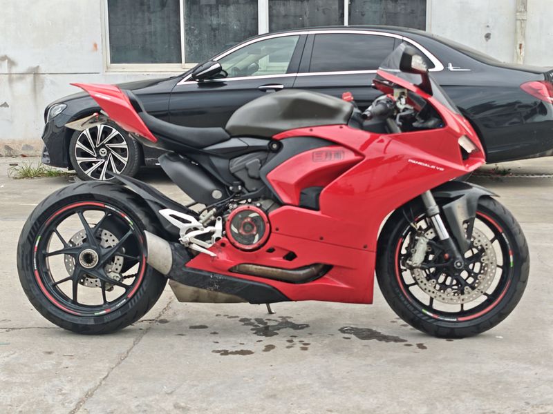 二手杜卡迪Panigale V2