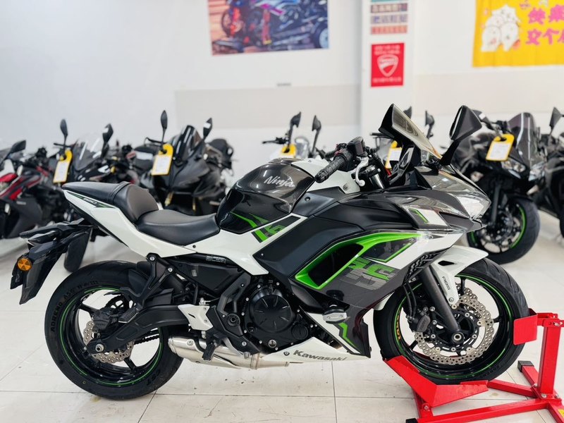 二手川崎Ninja 650 