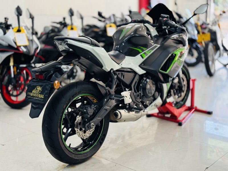 二手川崎Ninja 650 