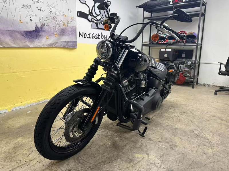 二手哈雷戴维森街霸 Street Bob