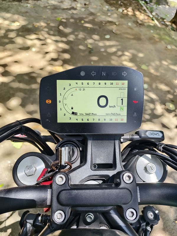 二手贝纳利幼狮 Leoncino 800