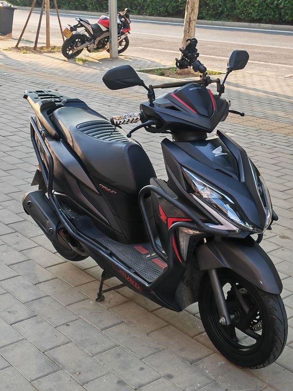 二手新大洲本田裂行 RX125Fi