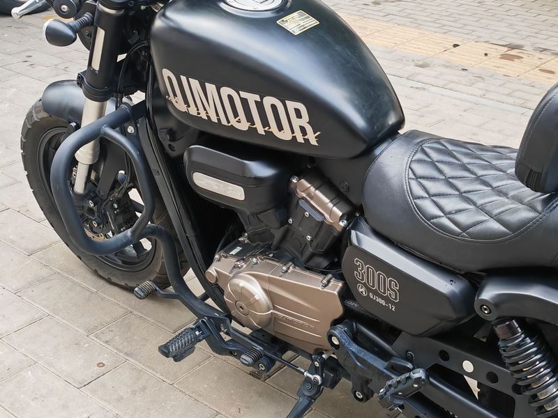 二手QJMOTOR闪300