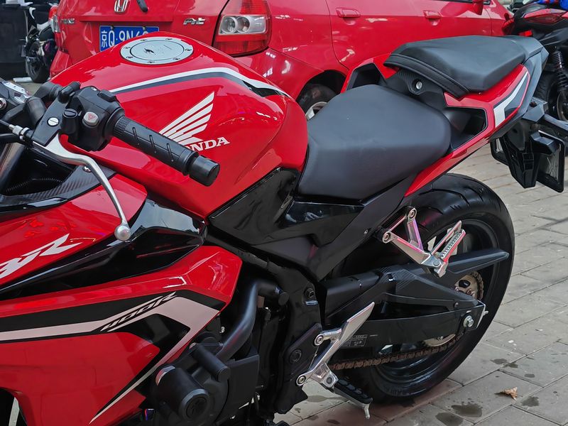 二手本田CBR400R