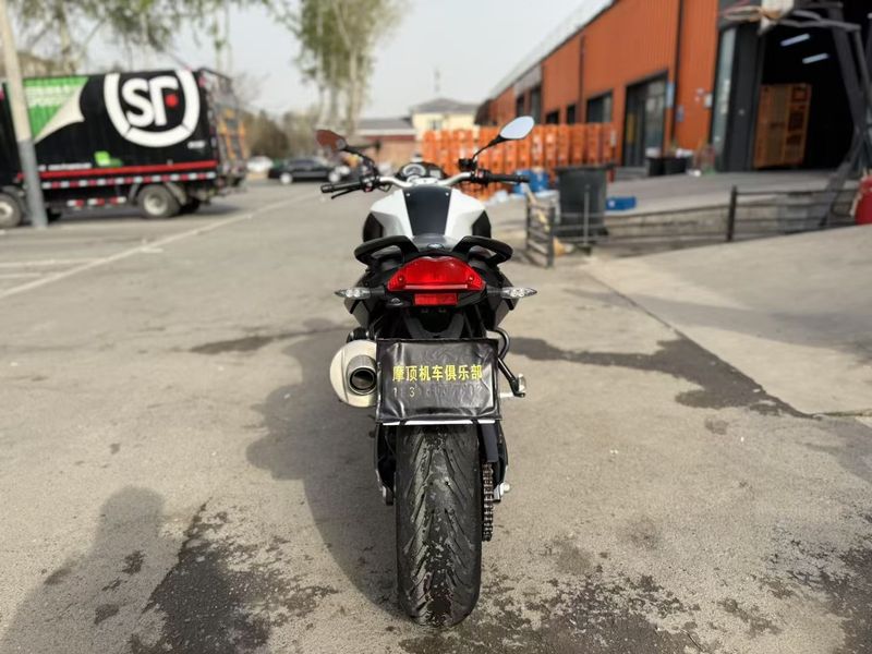 二手宝马F 800 R