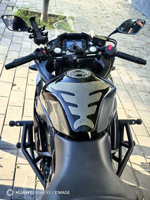 二手豪爵铃木GSX250R
